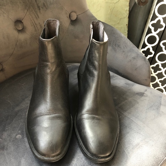 Seychelles Fortitude Leather Chelsea Boots - Picture 7 of 13